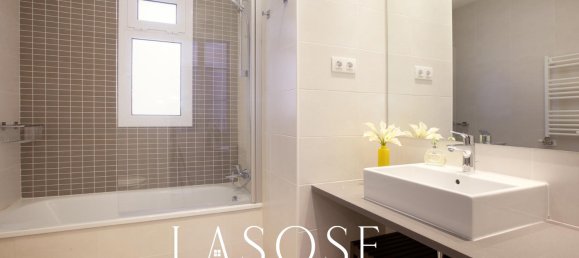 3 Schlafzimmer Wohnung in Ciutat Vella, Spain, Nr. 169097 13