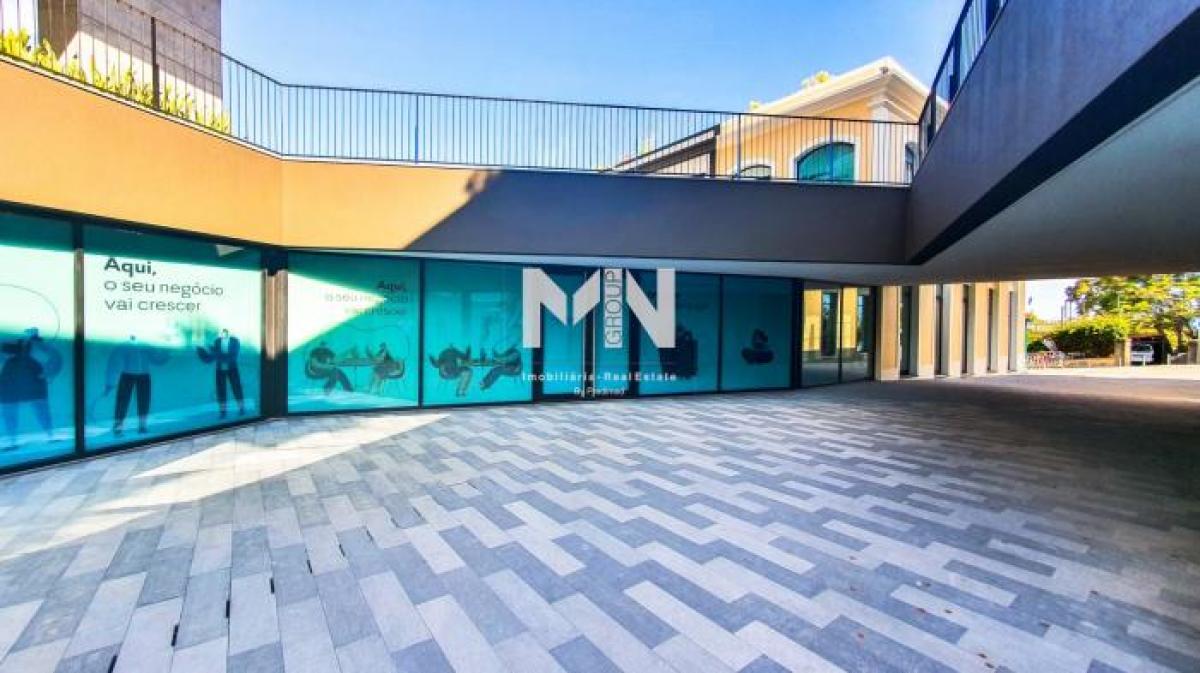 71m² Shop in Funchal, Portugal No. 1911