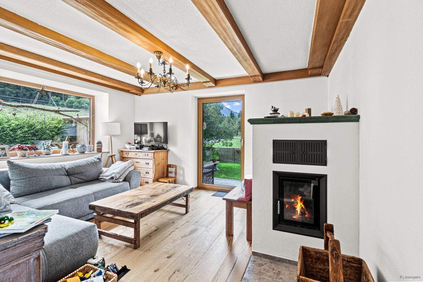 Adosado de 8 habitaciónes en Forchach, Austria No. 218456