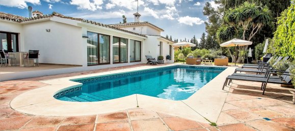 8 bedrooms House in Marbella, Spain No. 117801 2