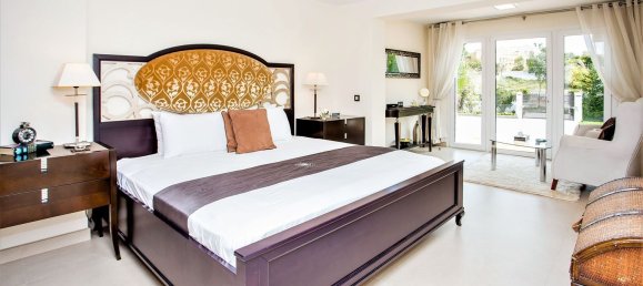 8 bedrooms House in Marbella, Spain No. 117801 10