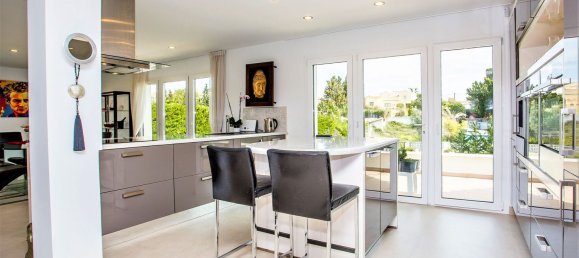 8 bedrooms House in Marbella, Spain No. 117801 8