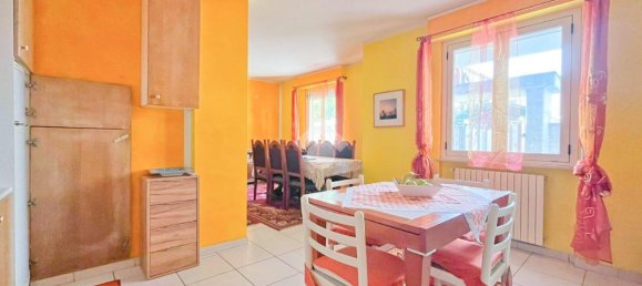 3 rooms Apartment in Silvi, Italy No. 112985 2