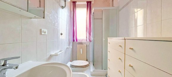 3 rooms Apartment in Silvi, Italy No. 112985 10