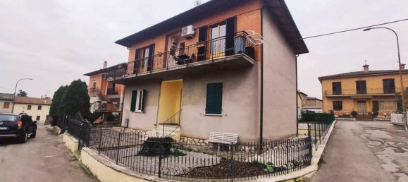 Casa de 8 divisões em Torrita di Siena, Italy N.º 214776 2