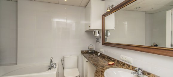 1 bedroom Apartment in Marbella, Spain No. 136428 21