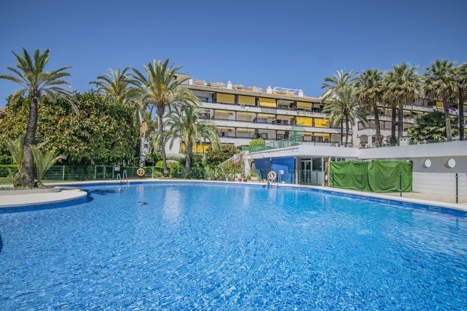 1 bedroom Apartment in Marbella, Spain No. 136428