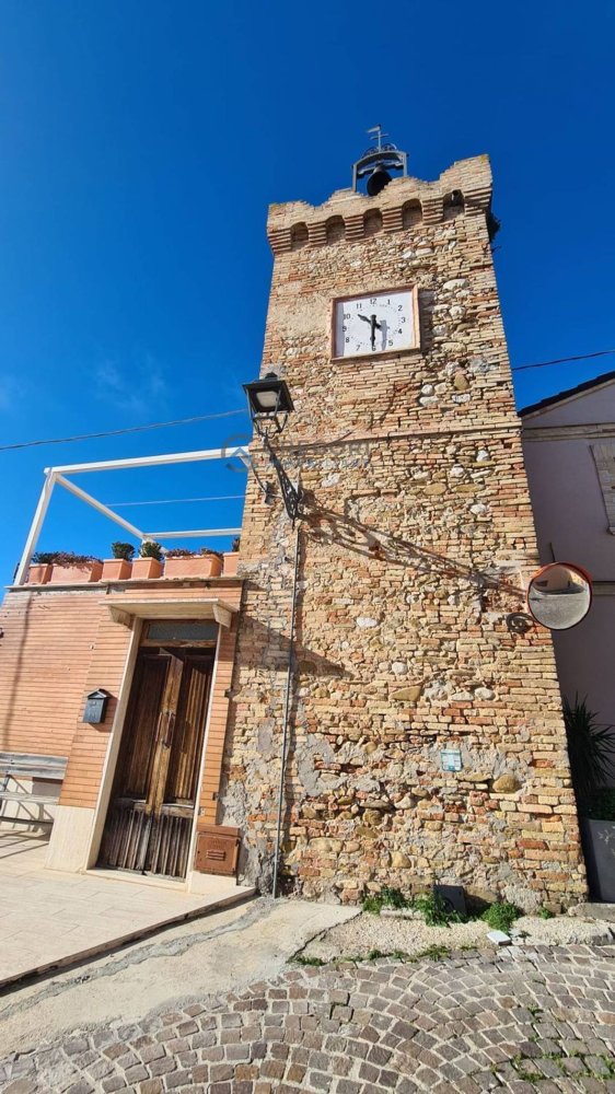 3-Zimmer Wohnung in Mosciano Sant'Angelo, Italy, Nr. 125782