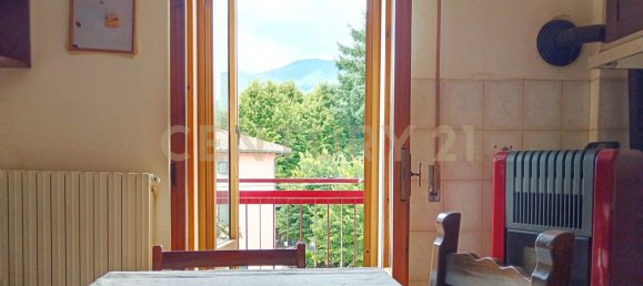 4 rooms Apartment in Abbadia San Salvatore, Italy No. 293316 6