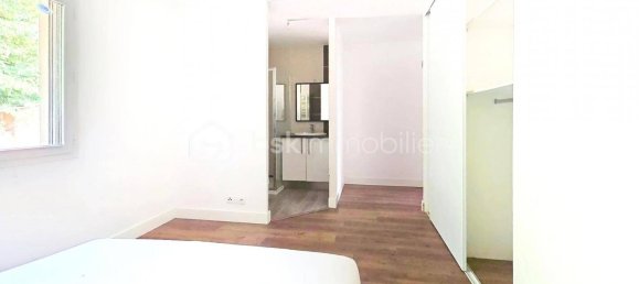 Villa de 4 dormitorios en Saint-Medard-de-Guizieres, France No. 295863 6