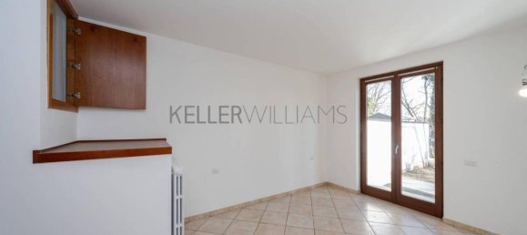 5-salle Maison à Lomazzo, Italy No. 30578 9