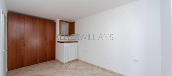 5-salle Maison à Lomazzo, Italy No. 30578 10