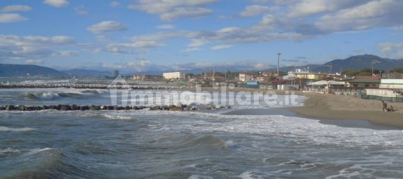 2 Schlafzimmer Haus in Massa, Italy, Nr. 216520 32