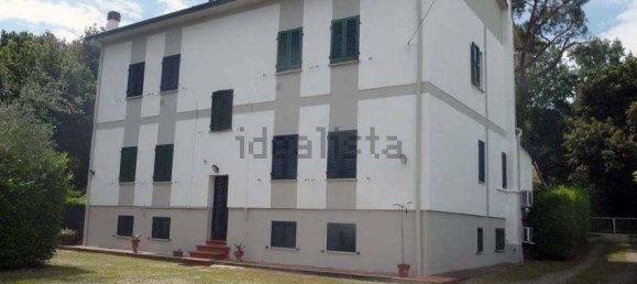 2 Schlafzimmer Haus in Massa, Italy, Nr. 216520 6