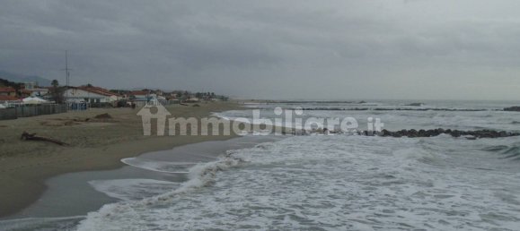 2 Schlafzimmer Haus in Massa, Italy, Nr. 216520 28