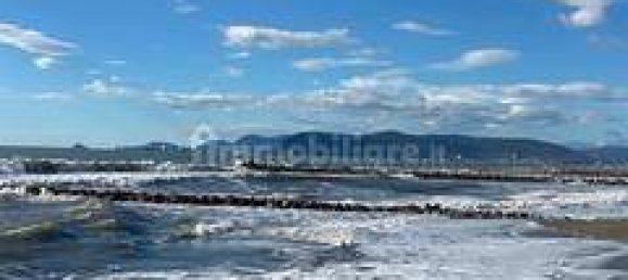 2 Schlafzimmer Haus in Massa, Italy, Nr. 216520 25