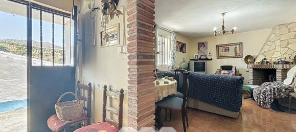 4 bedrooms Townhouse in Comares, Spain No. 134445 3