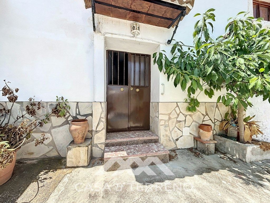 4 bedrooms Townhouse in Comares, Spain No. 134445