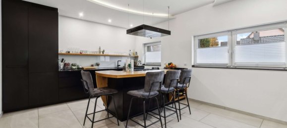 Дом с 6 комнатами в Мюльхайм ан дер Рур, Германия № 9825 8