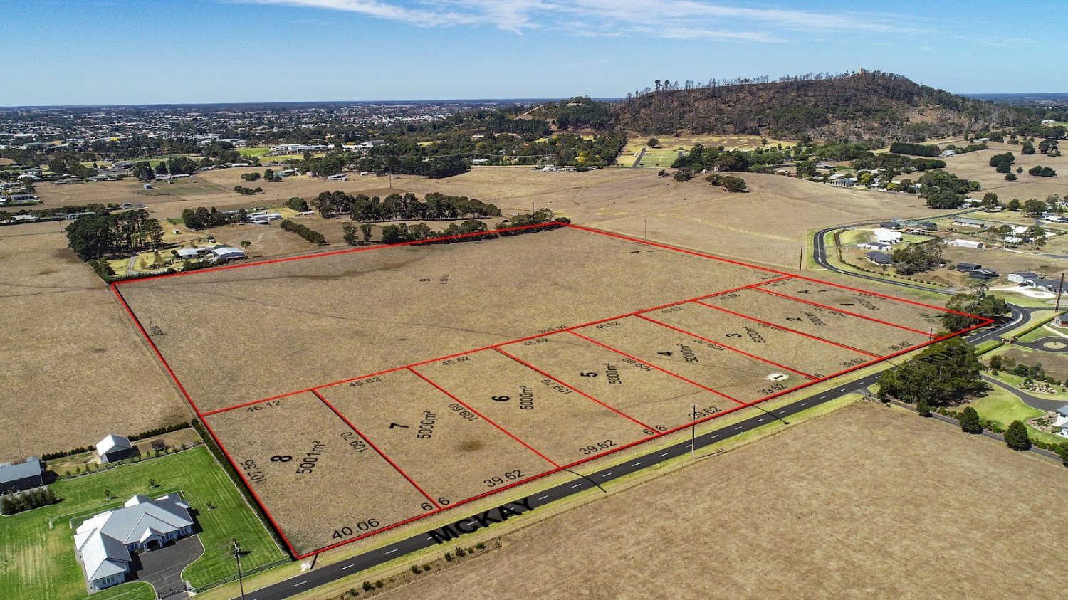  Farm in Compton, Australia No. 1015