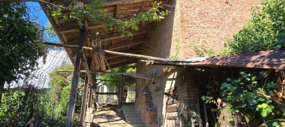 5 bedrooms House in Lauriano, Italy No. 327696 27