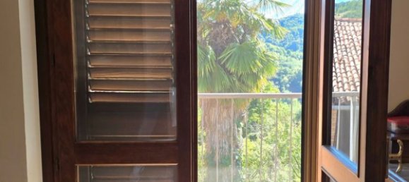 5 bedrooms House in Lauriano, Italy No. 327696 12