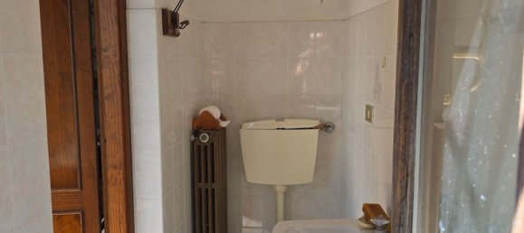 5 bedrooms House in Lauriano, Italy No. 327696 23