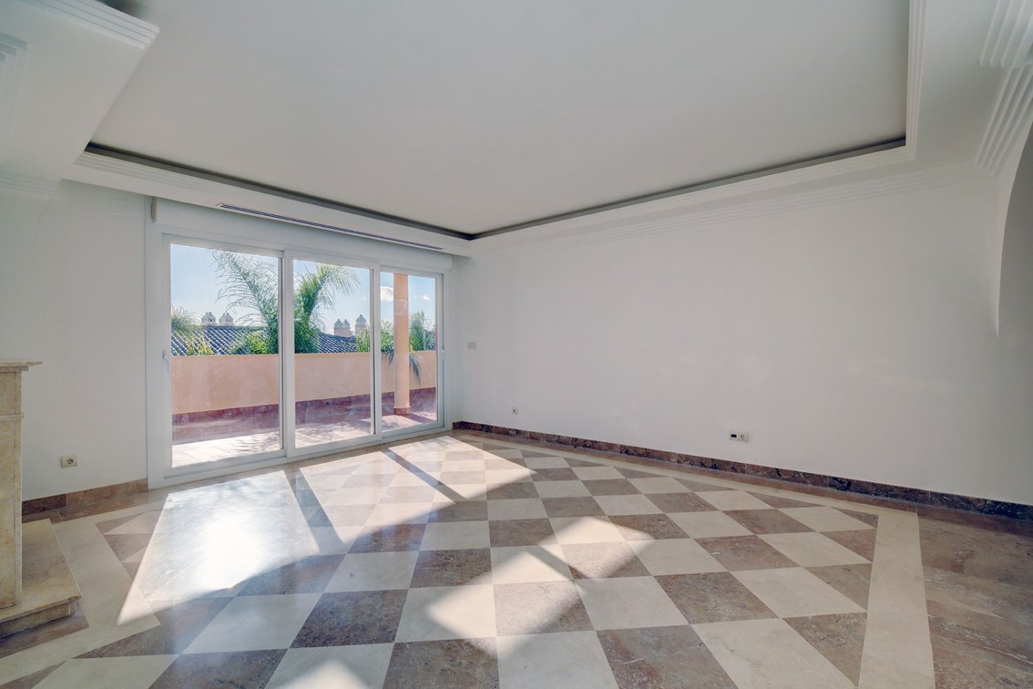 3 chambres Appartement à Marbella, Spain No. 31204