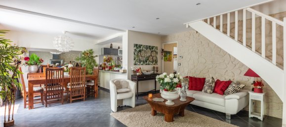 3 bedrooms House in Lesigny, France No. 278848 5