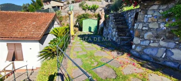 Дом с 5 комнатами в Рапалло, Италия № 299810 8