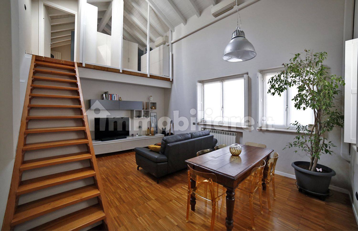 Apartamento T1 em Macherio, Italy N.º 5508