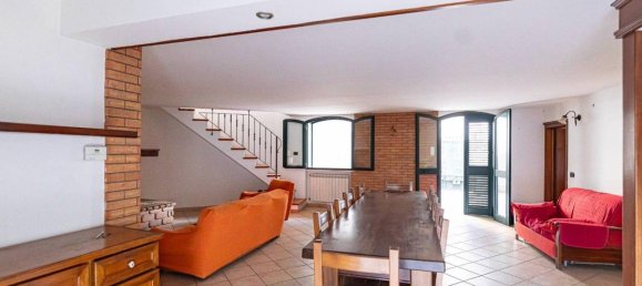 5 rooms House in Guagnano, Italy No. 171592 11