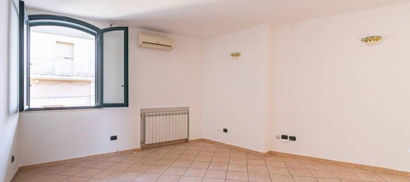 5 rooms House in Guagnano, Italy No. 171592 19