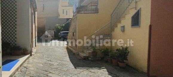 2 bedrooms Apartment in Casamarciano, Italy No. 92398 13