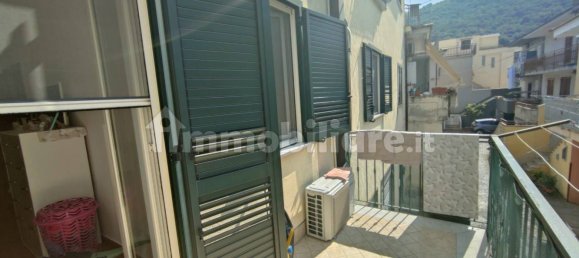 2 bedrooms Apartment in Casamarciano, Italy No. 92398 9