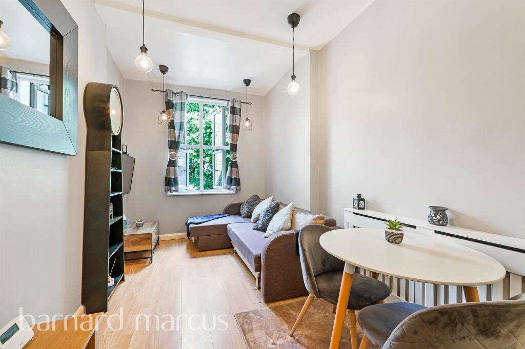 1 bedroom Apartment in London, United Kingdom No. 9907