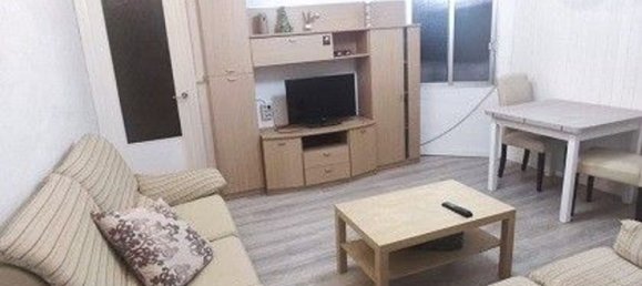 Apartamento de 2 dormitorios en Córdoba, Spain No. 170906 3