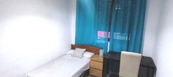 Apartamento de 2 dormitorios en Córdoba, Spain No. 170906 10