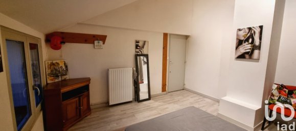 Casa de 3 dormitorios en Marigny-Marmande, France No. 43084 28