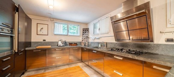 5 chambres Villa à Reggio Emilia, Italy No. 301317 33