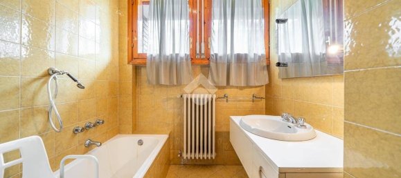 5 chambres Villa à Reggio Emilia, Italy No. 301317 21