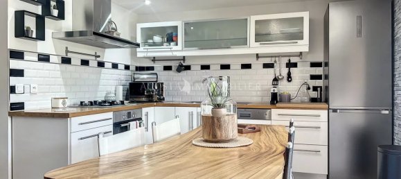 Квартира с 1 спальней в Пьетрозелла, Франция № 65756 2