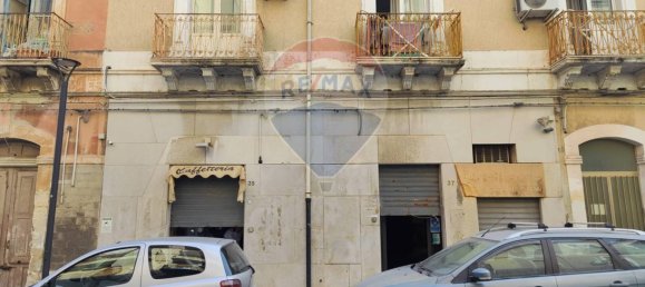 3 rooms Commercial property in Syracuse, Italy No. 243114 12