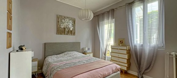 3 bedrooms House in Le Plessis-Robinson, France No. 352023 10