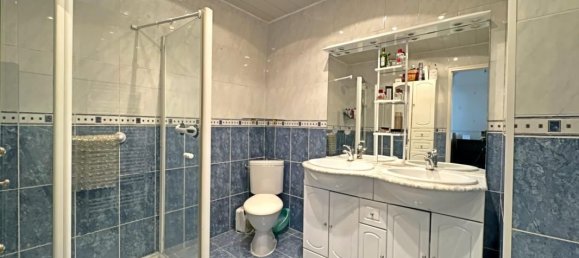 3 bedrooms House in Le Plessis-Robinson, France No. 352023 11