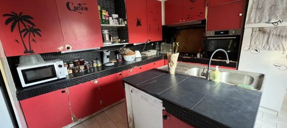 6 bedrooms House in Chouy, France No. 93381 9