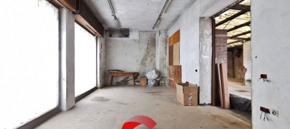 Gewerbliche Immobilie in Cuggiono, Italy 175m², Nr. 176896 28