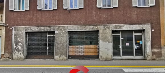 Gewerbliche Immobilie in Cuggiono, Italy 175m², Nr. 176896 3