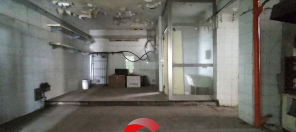 Gewerbliche Immobilie in Cuggiono, Italy 175m², Nr. 176896 14