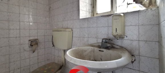 Gewerbliche Immobilie in Cuggiono, Italy 175m², Nr. 176896 17
